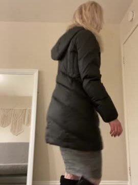 DANM!!! STPeach so Lewd – She Teasing Fans in Micro Red Bikini