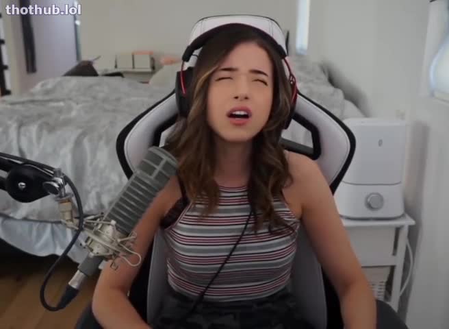 OMG!!! Pokimane jerks off Viral Video