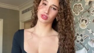 Sydney May – Damn!!! She so fk HOT