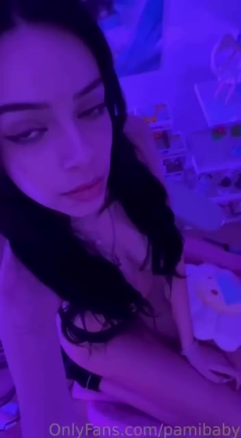 New Pamibaby show off BOOTY !!! Hot Video