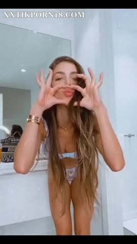 Anlella sagra Show Off Hot Body in sexy BIKINi – Leaked Video