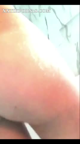 Bella Thorne Leaked Sex Clip – Showing off Pussy in Shower