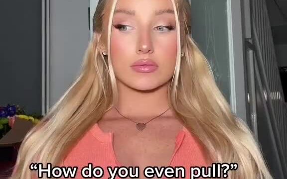 Charlotte Parkes Leaked Video – Show Off Big BOOBS