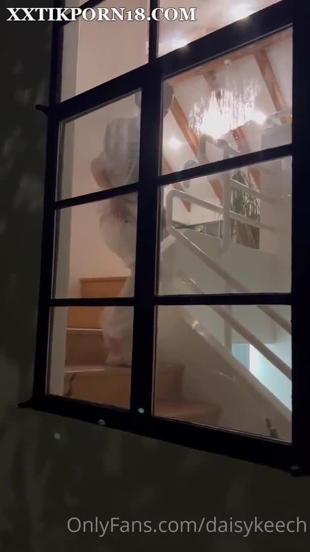 Daisy Keech Nude Shower – Hidden Camera