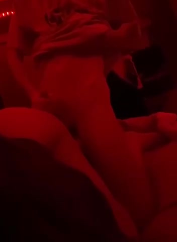 Hailey Sigmond Leaked Sextape – Fucks on bed