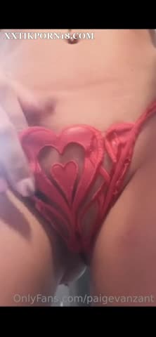 Paige VanZant Pussy Closeup – Leaked Video