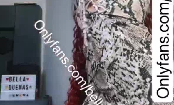 Belladuenas OF leak video – Erotic Dance