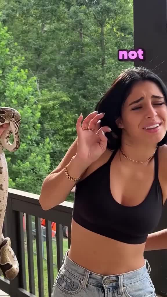 Camilla Araujo leak video – How many licks can you count