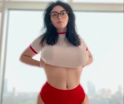 ShiftyMine OF leak Video – She loves to Show off Lustful body