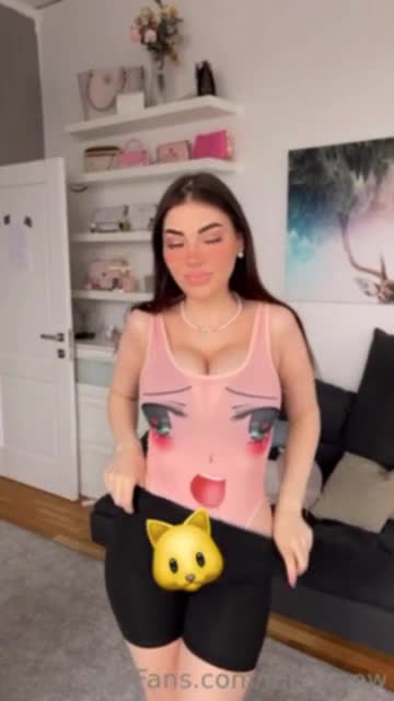 Mellooow onlyfans leak – Hot Body show Big BOOBS