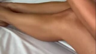 Scarlet Vas onlyfans leak – Erotic body on bed