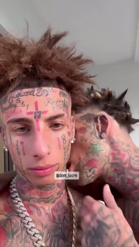 island boy Onlyfans Leaked – Gay kiss