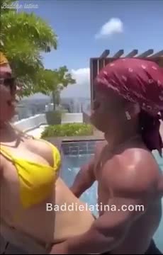 Valentina Midget Sextape – Fucking With a hard dick in the pool