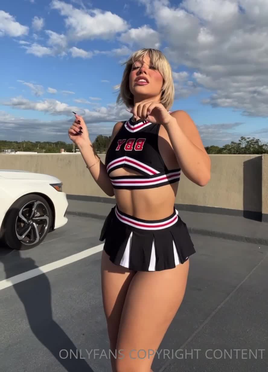 Justpeacchyyy onlyfans leak new Video