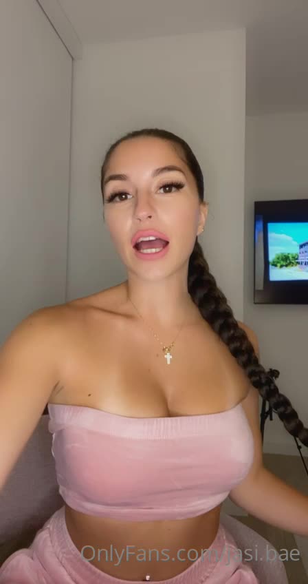 jasi.bae onlyfans leaked – Show off gorgeous boobs