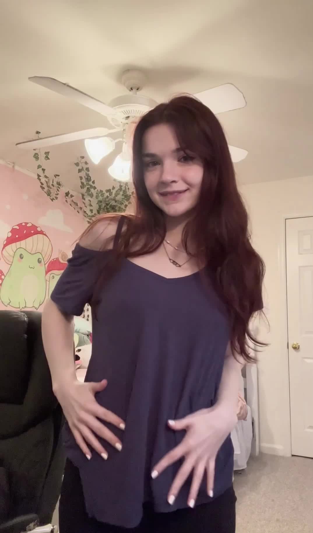 summerxiris onlyfans leak – Lingerie teasing show off perfect tits