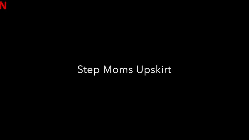 Alex Bishop – Mom’s Upskirt