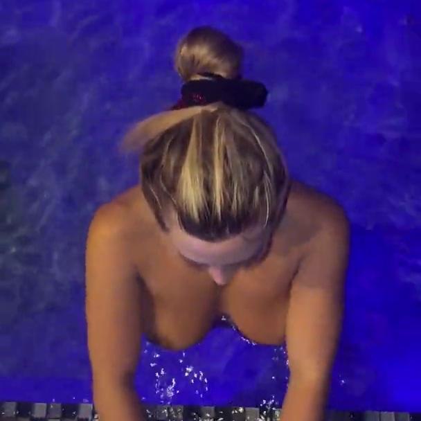 Stefanie Knight POV Blowjob Swimming Pool Video Leaked