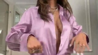 Mia Khalifa Nude Bathroom Striptease Video Leaked