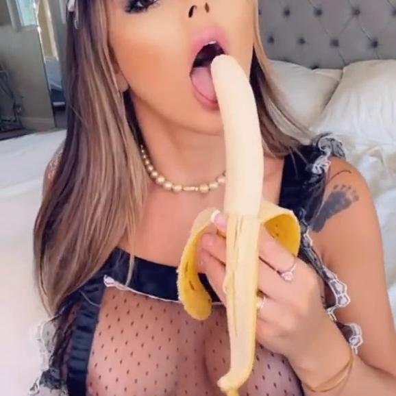 Juli Annee Slutty Maid Banana Sucking Video Leaked