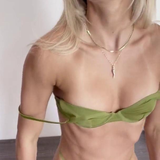 Lina Belfiore Sexy Bikini Tease PPV Video Leaked