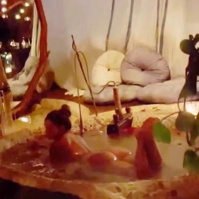 Demi Rose Mawby Naked Walking and Bathing Video Leaked