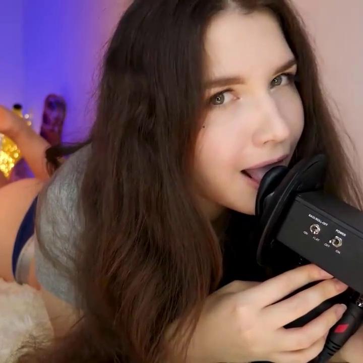KittyKlaw ASMR Mouth Sounds Patreon Video Leaked