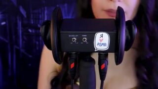 KittyKlaw ASMR Wonder Woman Licking Video Leaked