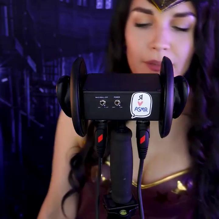 KittyKlaw ASMR Wonder Woman Licking Video Leaked