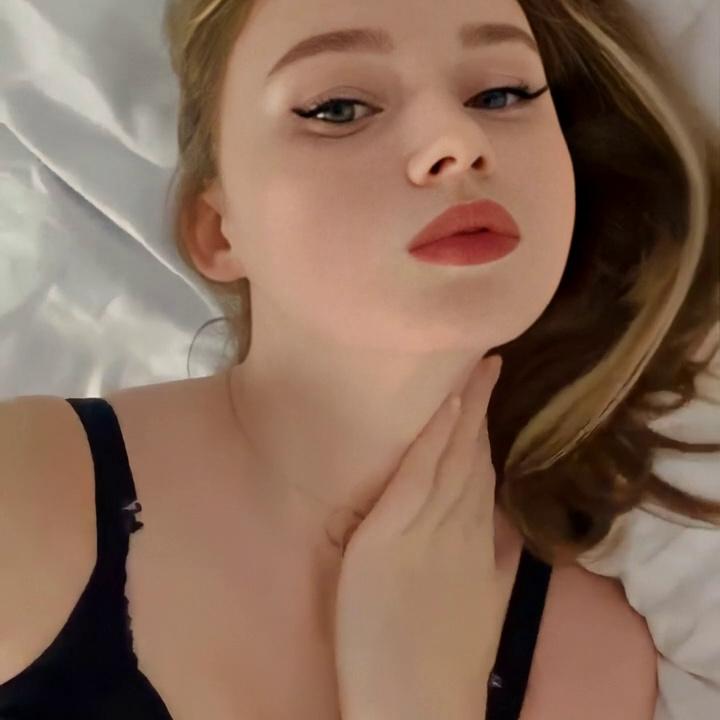 Evaanna OnlyFans Black Lingerie Tease Video Leaked