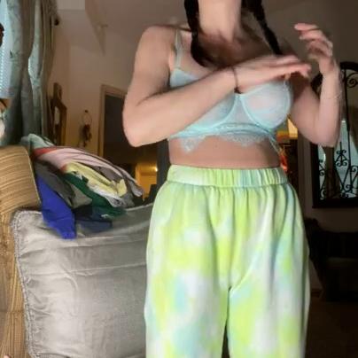 Heidi Lee Bocanegra Nude Dress Up Video Leaked