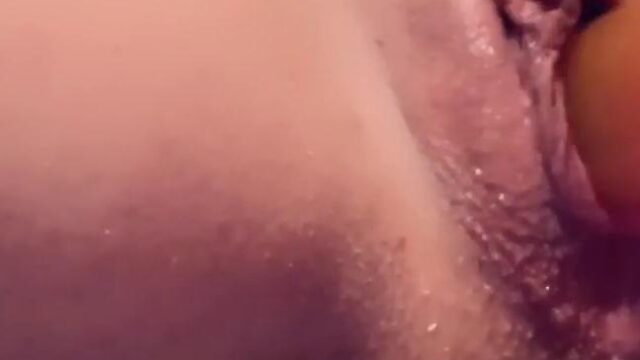 Zoie Burgher Close Up Dildo Squirting Porn Video