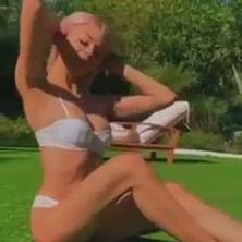 Kristen Hancher Public Park Nude Leaked Video