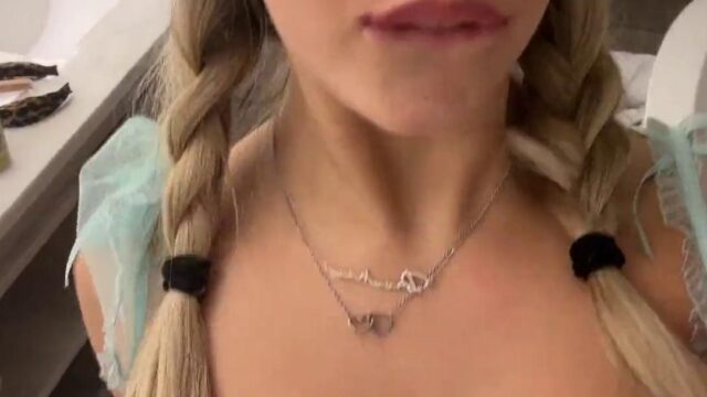 Breckie Hill No Bra Bouncing Titties PPV Video Leaked