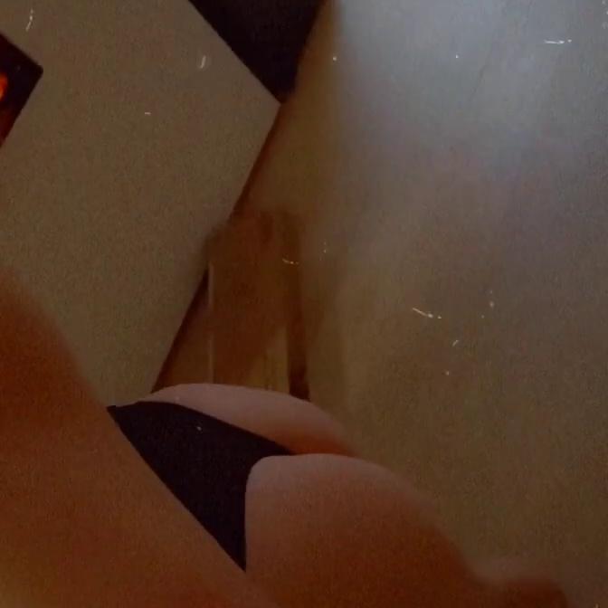 Amanda Cerny Nude Teasing On Romantic Song Video Leaked