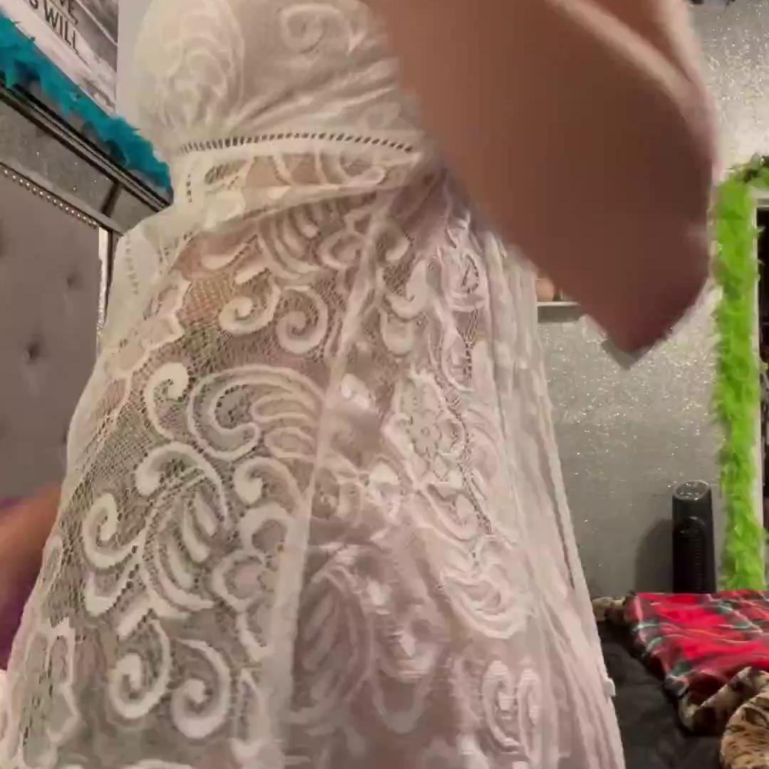 Ashtyn Sommer Nude Ice Cream Teasing Video Leaked