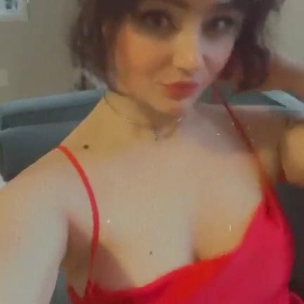 Mia Alves Teasing in Red Dress Video Leaked