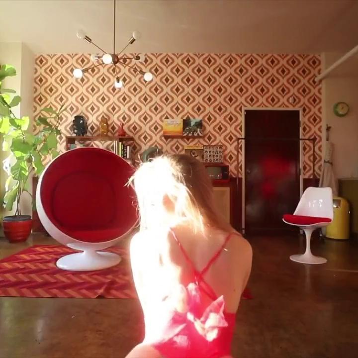 Caroline Zalog Christmas Nude Try On Haul Porn Video Leaked