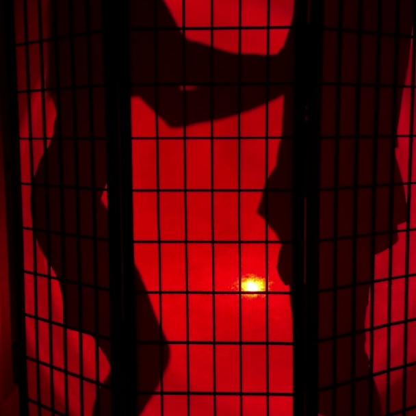 Christina Khalil Blowjob Behind Opaque Wall Video Leaked